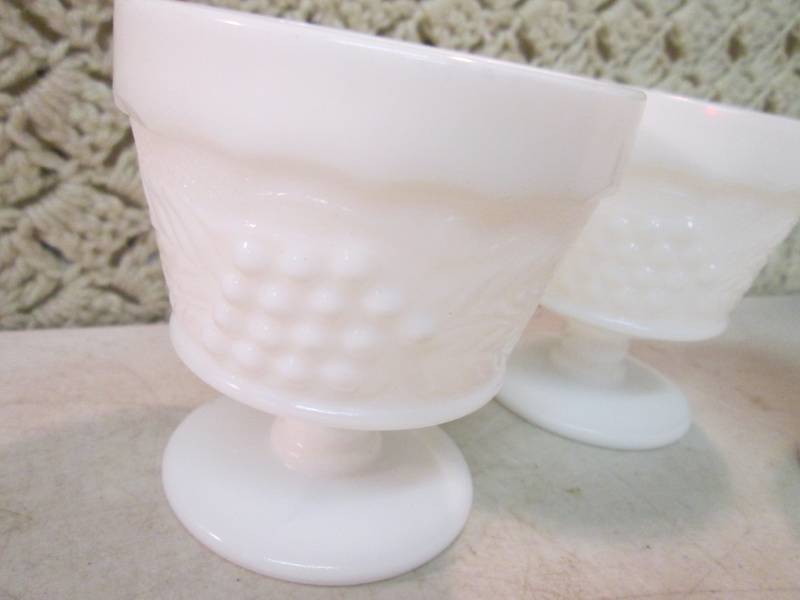 lot 54 image: 3 Vintage White Glass Footed Bowls ...
