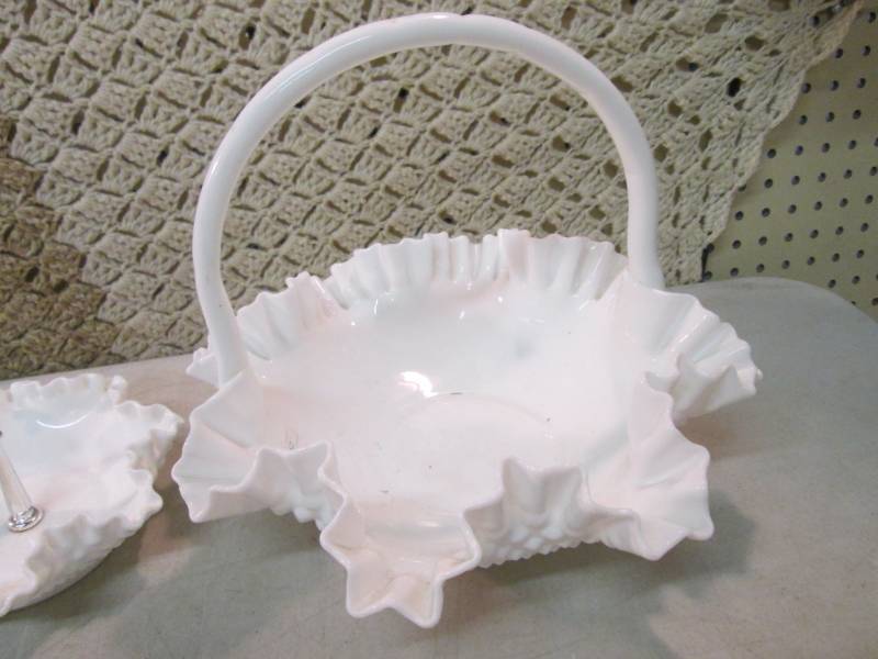 lot 60 image: 2 Vintage White Glass Serving Dishe...