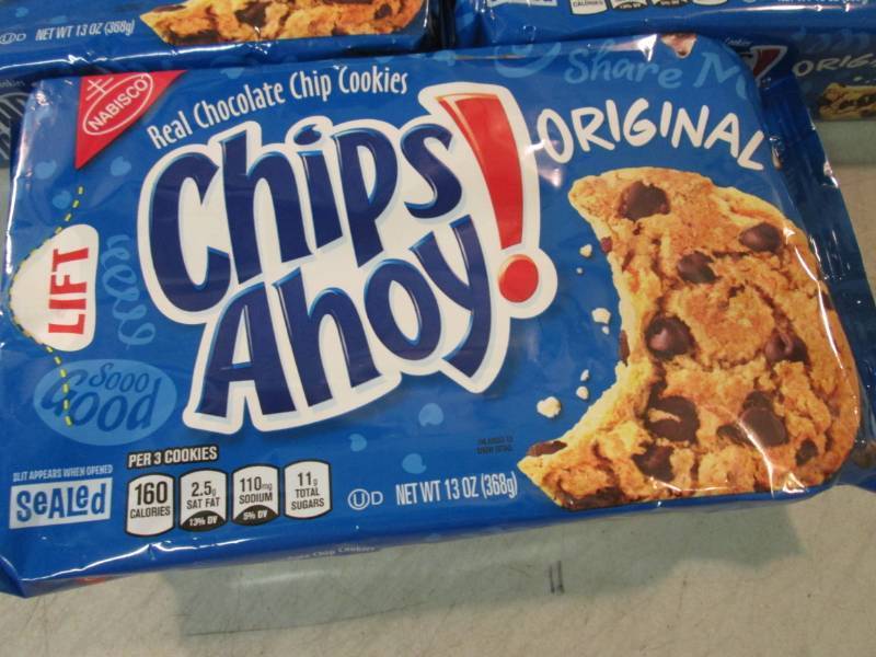 lot 76 image: 3 Packs of Chips Ahoy Original Cook...