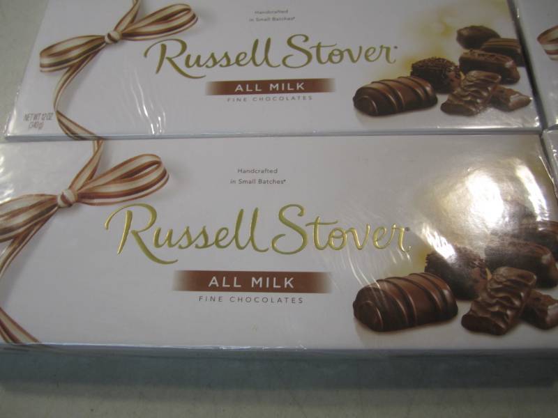 lot 108 image: 6 Boxes of Russell Stover Fine Choc...