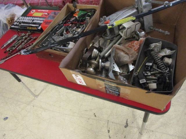 lot 206 image: BUFFALO BRAND 40-PIECE SOCKET SET AND OTHER ASSORTED TOOLS AND HARDWARE