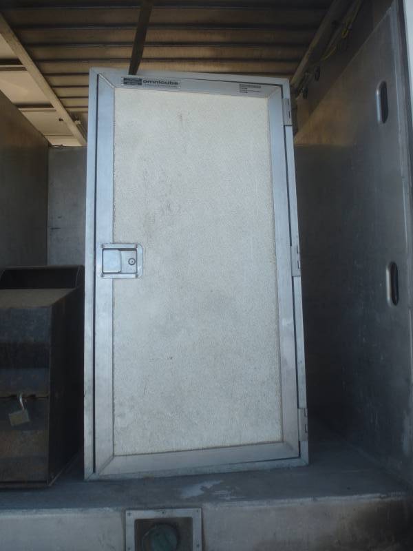 lot 13 image: Omni Cube