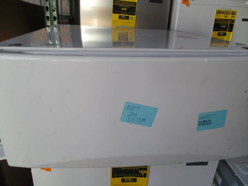 lot 54 image: Sidekick 1-cu ft 27-in Pedestal For a washer  dryer.