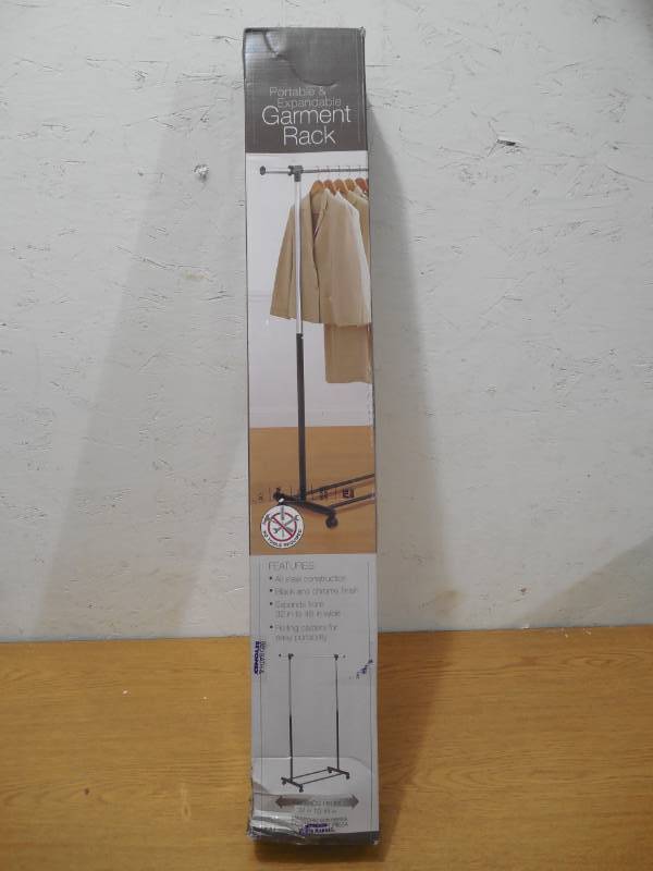 lot 67 image: Portable Garment rack