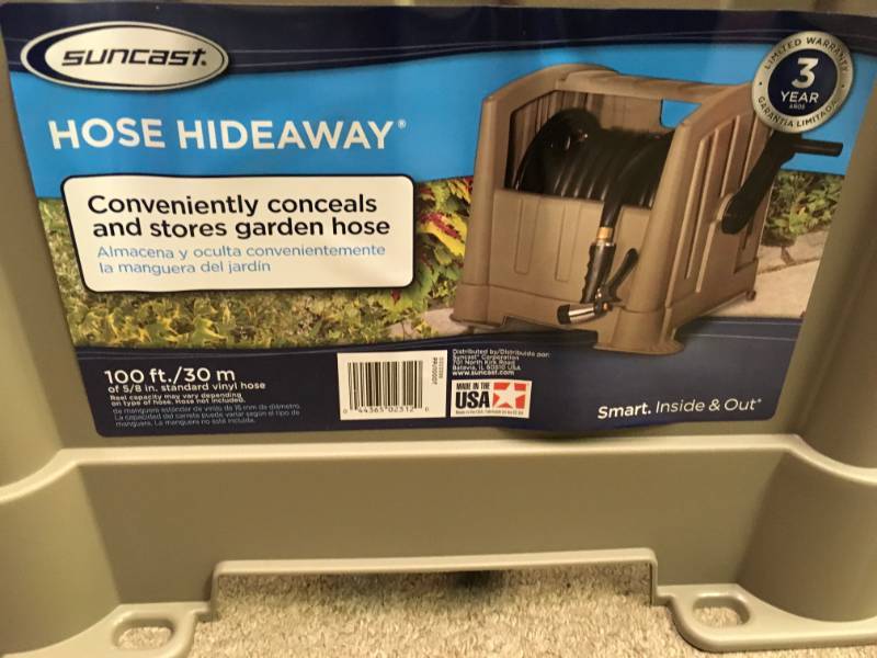 lot 39 image: Suncast 100 ft. Hose Hideaway- good condition