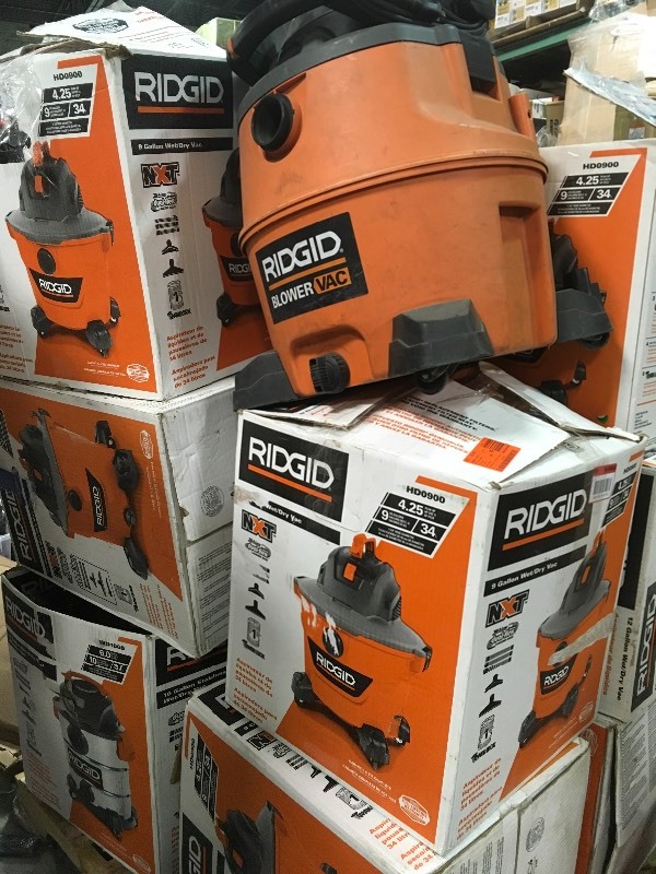 lot 164 image: Pallet of Salvage assorted Ridgid vacuums some for parts or repair, missing pieces or need to be clean various models and condititions