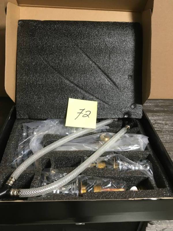 lot 72 image: Ultra Faucets Signature Collection 8 in. Widespread 2-Handle Bathroom Faucet with Pop-Up Drain in Chrome- not used