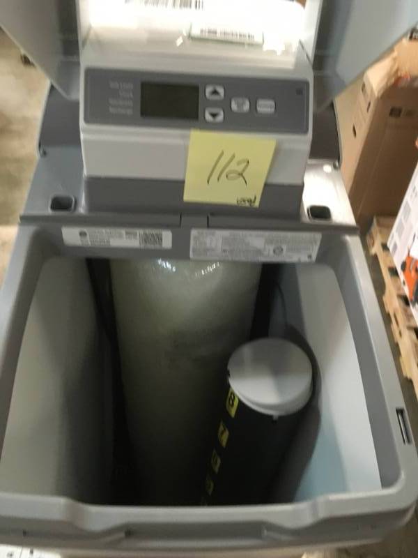 lot 112 image: GE 30,000 Grain Water Softener  USED