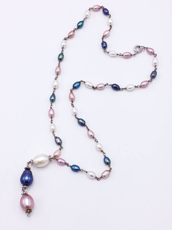 lot 34 image: Exceptional Multi-colored Pearl Estate Necklace