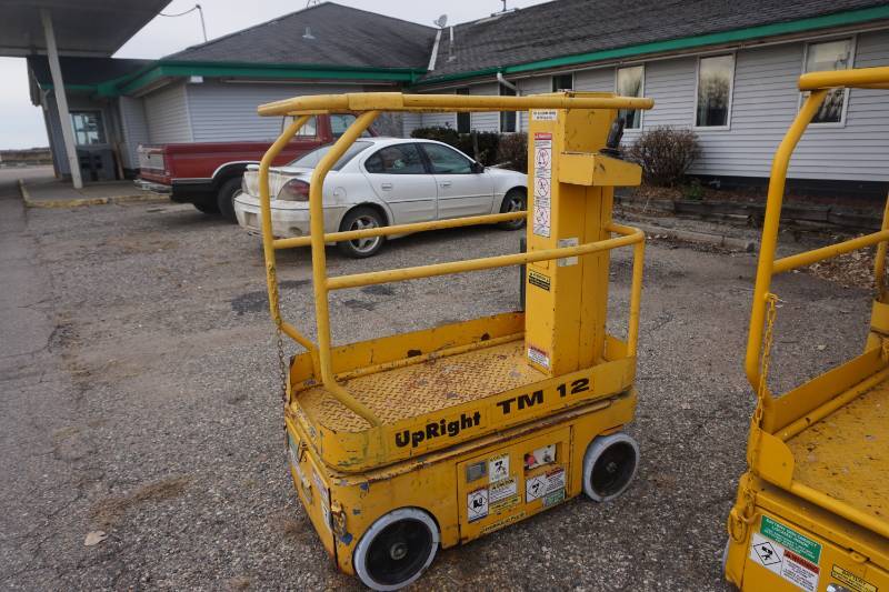 lot 11 image: Upright Brand Model TM12 Electric  Lift