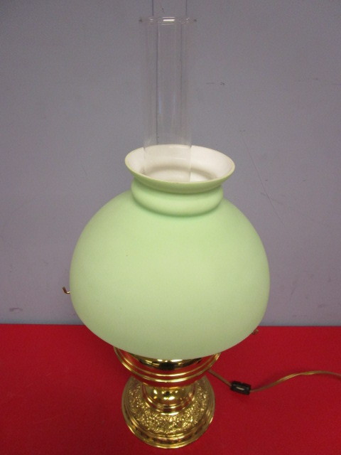 lot 316 image: VINTAGE BRASS ELECTRIC LAMP, MADE FROM AN ANTIQUE B&H OIL LAMP