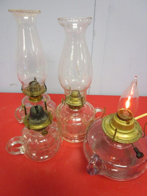 lot 319 image: VINTAGE OIL LAMPS, ONE CONVERTED TO ELECTRIC