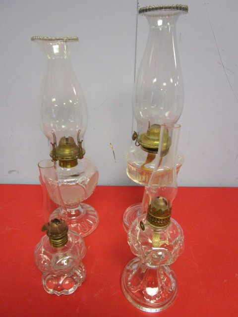 lot 320 image: VINTAGE GLASS OIL LAMPS