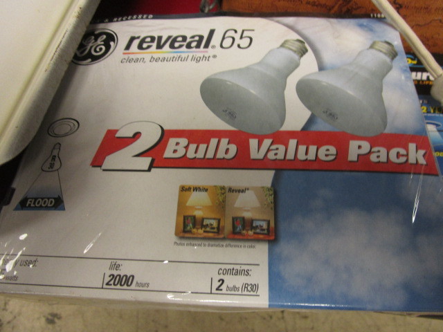 lot 338 image: LIGHT BULBS AND EXTENSION CORDS