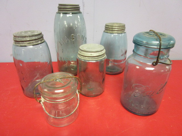 lot 390 image: VINTAGE MASON AND BALL CANNING JARS