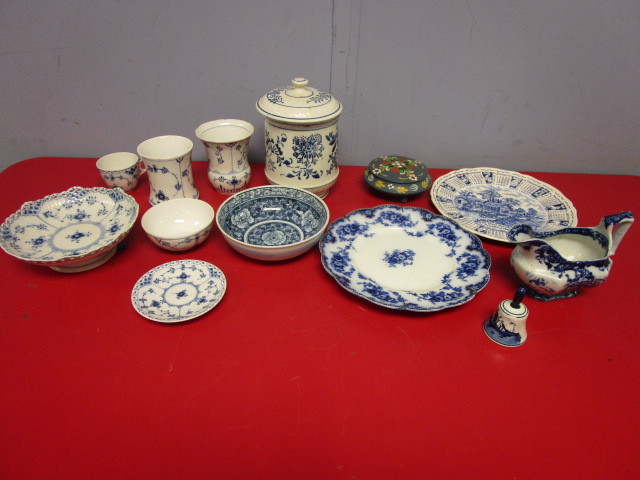 lot 398 image: VINTAGE ROYAL COPENHAGEN DENMARK CHINA SET, CAULDON ENGLAND CHINA PLATE AND PITCHER, MEAKIN DECORATIVE 1969 PLATE