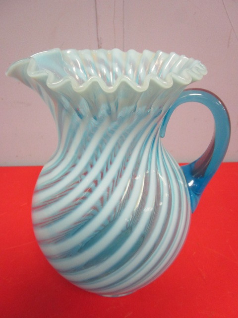lot 404 image: VINTAGE DECORATIVE GLASS PITCHER