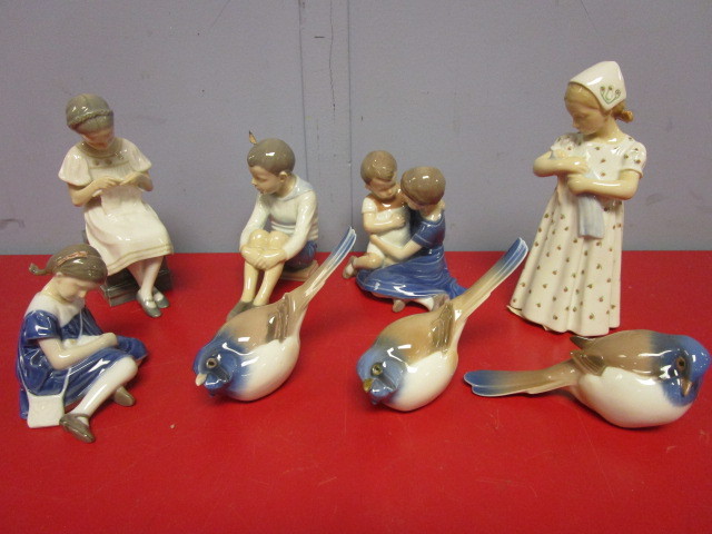 lot 412 image: VINTAGE BING & GRONDAHL (B&G) PORCELAIN FIGURINES