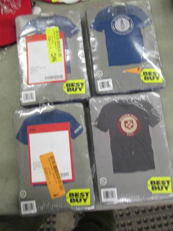 4 Mens T Shirts Retribution & Jugg...