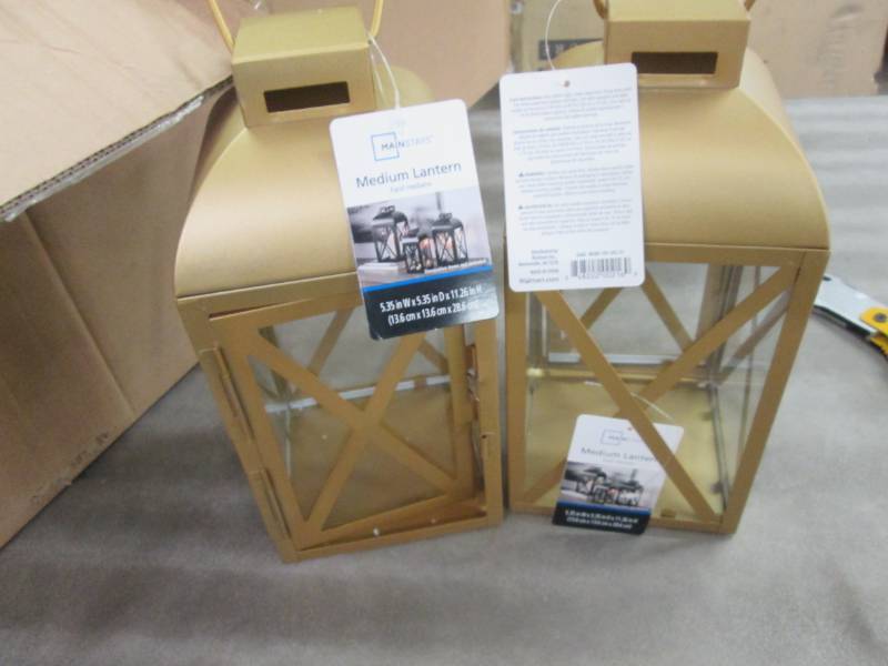 Lot of 2 Mainstays Medium Lantern G...