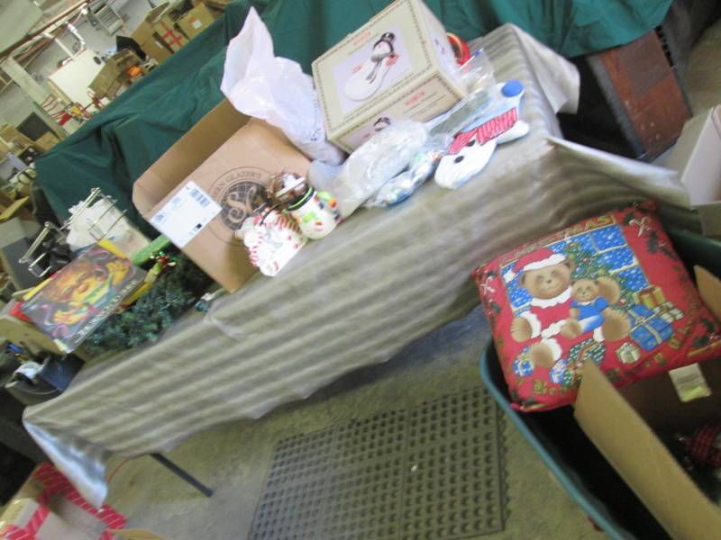 Huge Lot of Assorted ChristmasHoli...
