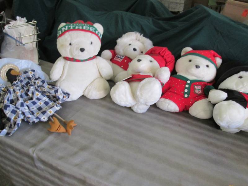 5 Santa Bears, Fabric Crow...