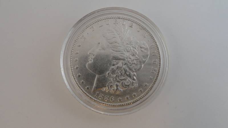 lot 4 image: 1886 Morgan Silver Dollar
