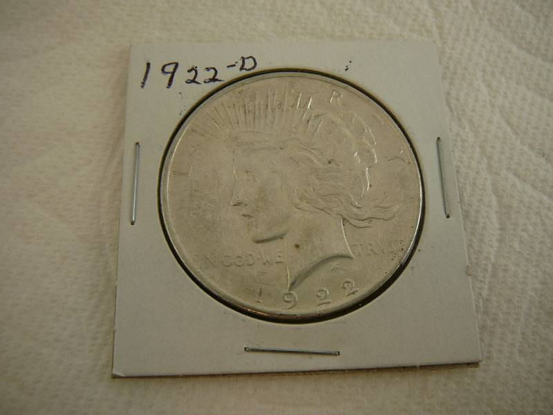 lot 90 image: 1922D Peace Silver Dollar