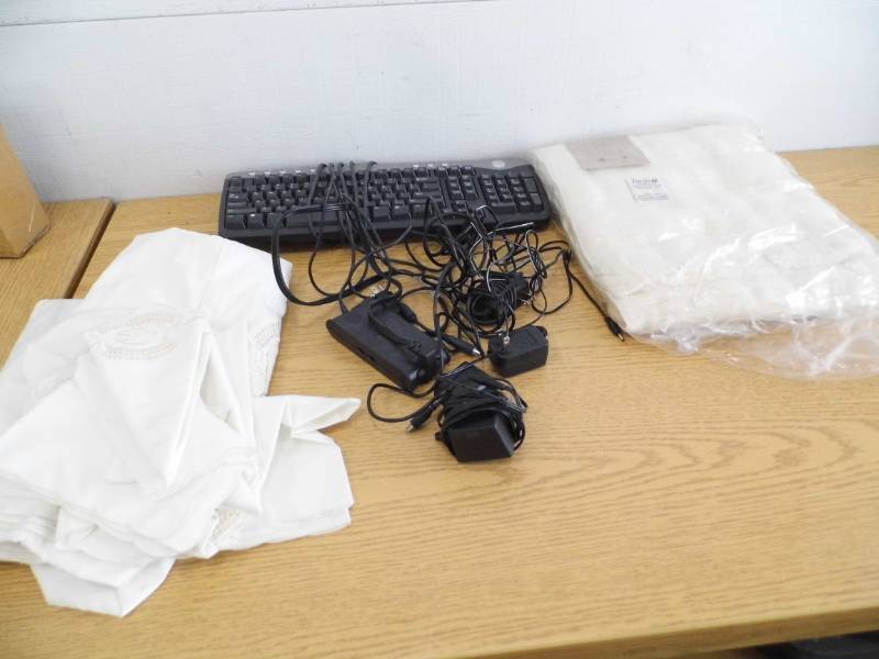 Keyboard - Blankley - Table Cloth