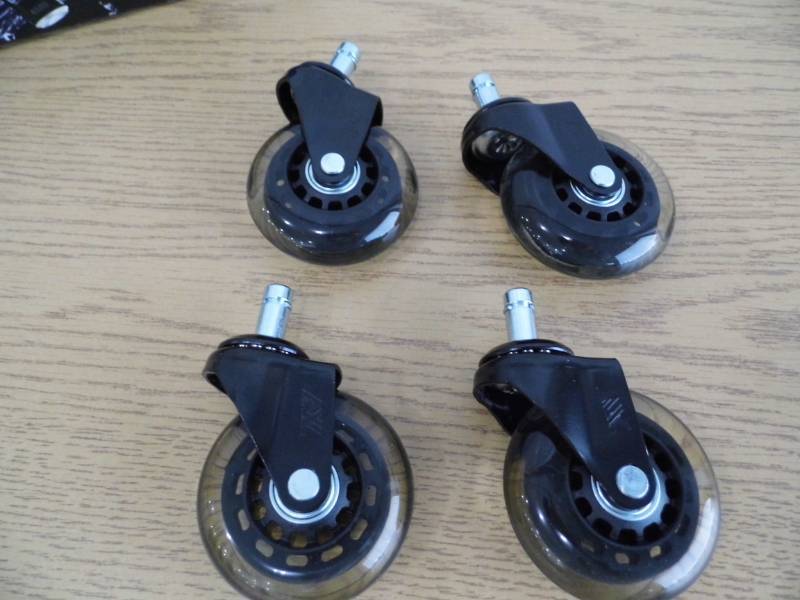 Lot of 4 Caster Wheels