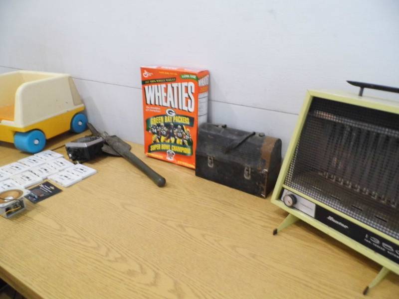 Packers Wheaties - Shovel - Tapes - Heater