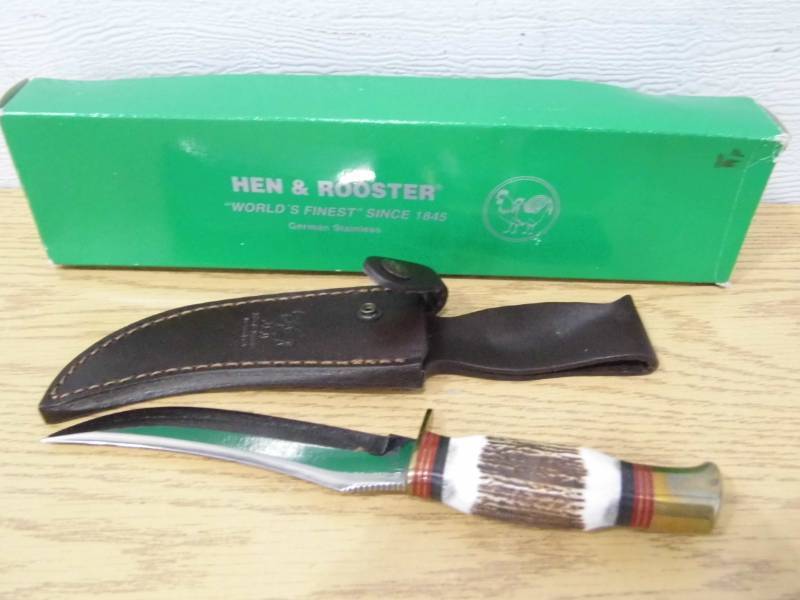 Hen and Rooster Knife w Sheath