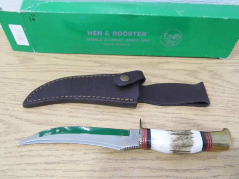 Hen and Rooster Knife w Sheath