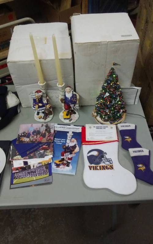 lot 2 image: Lot Of MN Vikings Christmas Collectibles