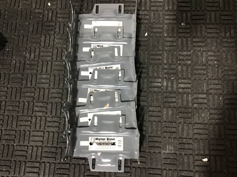 lot 69 image: Dial Manufacturing Lasco Cooler Metal Motor Base- Lot of 6