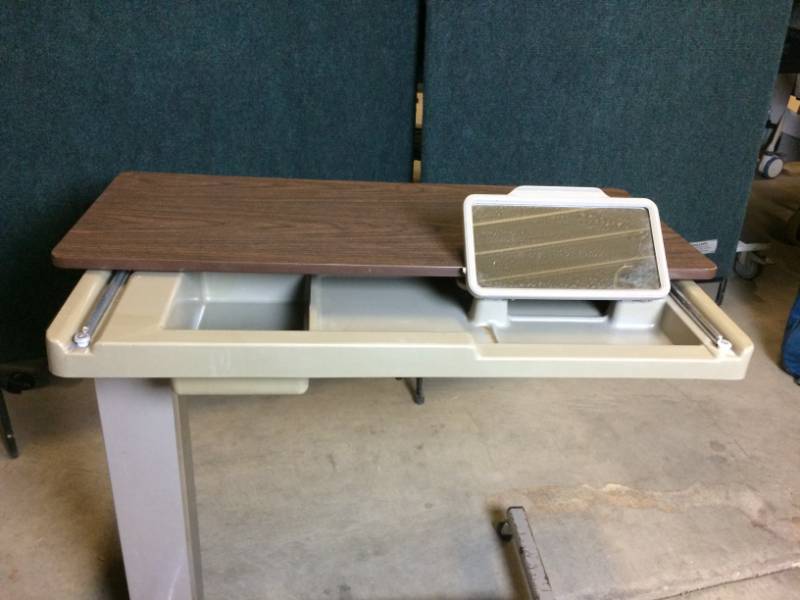 Mobile Height Adjustible Great For Home Office Laptop Computer Use or Overbed Workstation Joerns Automatic Overbed Table with Accessory Drawer and Mirror Vanity - Great Condition - Wear To Base&nbsp