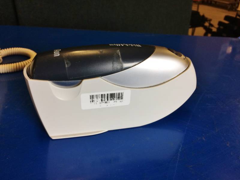 lot 33 image: Braun ThermoScan Pro 4000 Thermometer