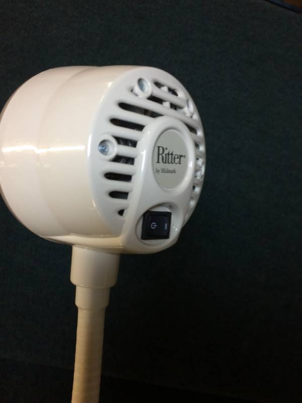 lot 48 image: MSRP Ritter 250-002 LED Exam Light