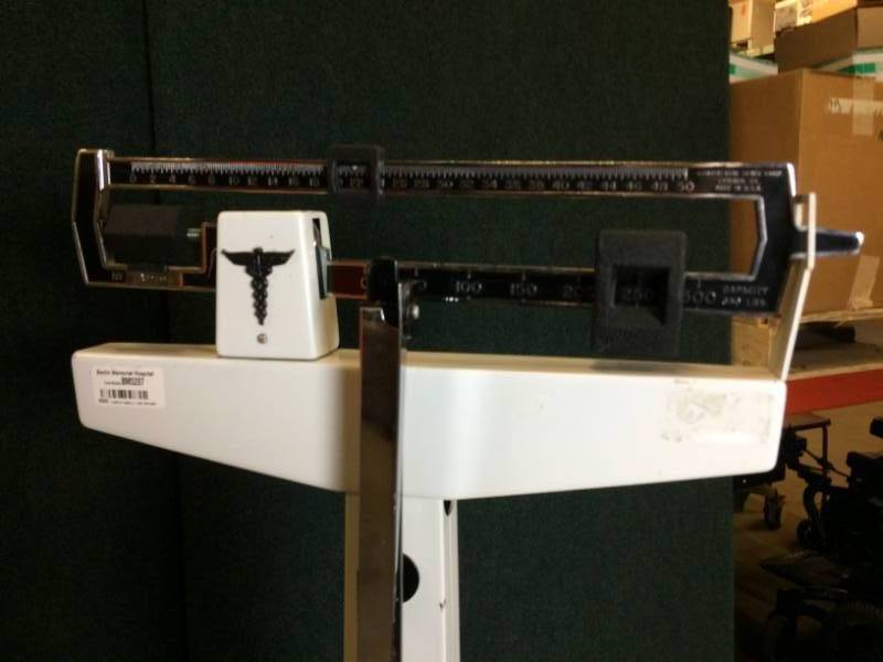 lot 49 image: MSRP $1800 Health o meter Mechanical Beam Scale