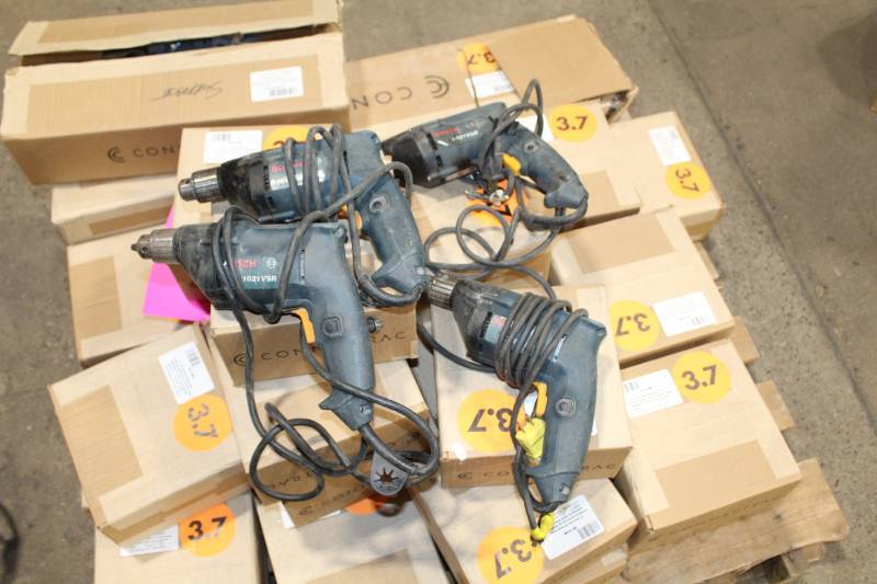 lot 168 image: Lot of (4) Bosch Bulldog 58in. Rotary Corded Drills