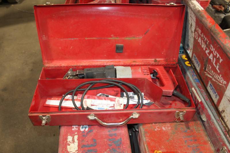 lot 105 image: Milwaukee Heavy Duty Sawzall with Case