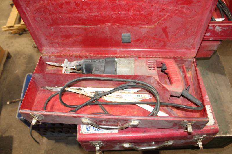 lot 107 image: Milwaukee Heavy Duty Sawzall with Case