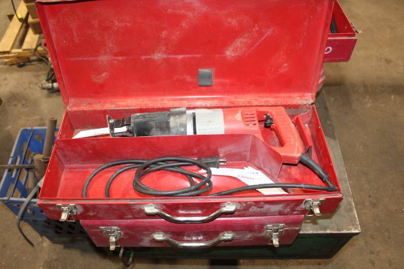 lot 112 image: Milwaukee Heavy Duty Sawzall with Case