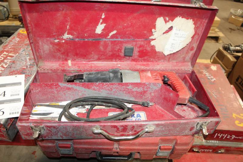 lot 115 image: Milwaukee Heavy Duty Sawzall with Case