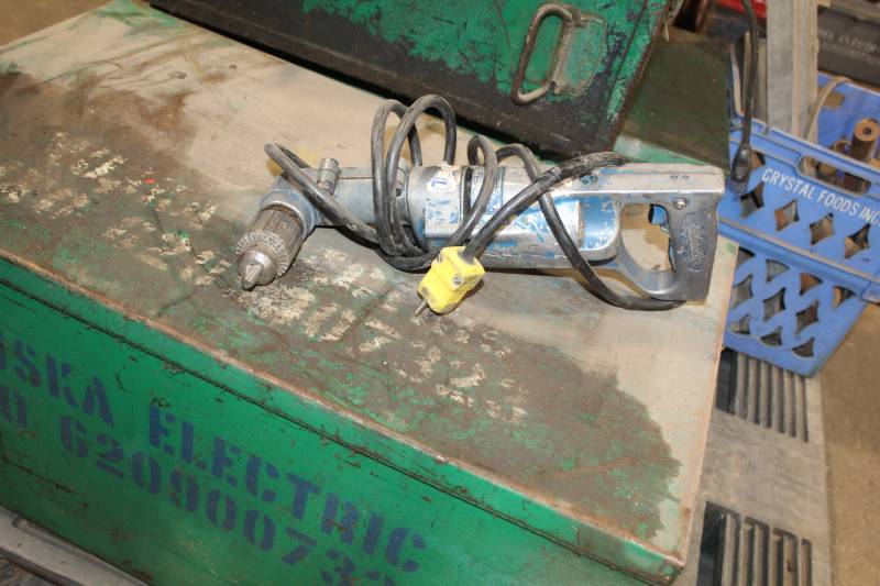 lot 134 image: Milwaukee Heavy Duty Right Angle Drill