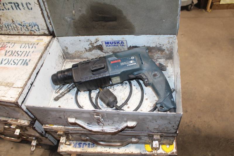 lot 149 image: Bosch Bulldog Hammer Drill with Case