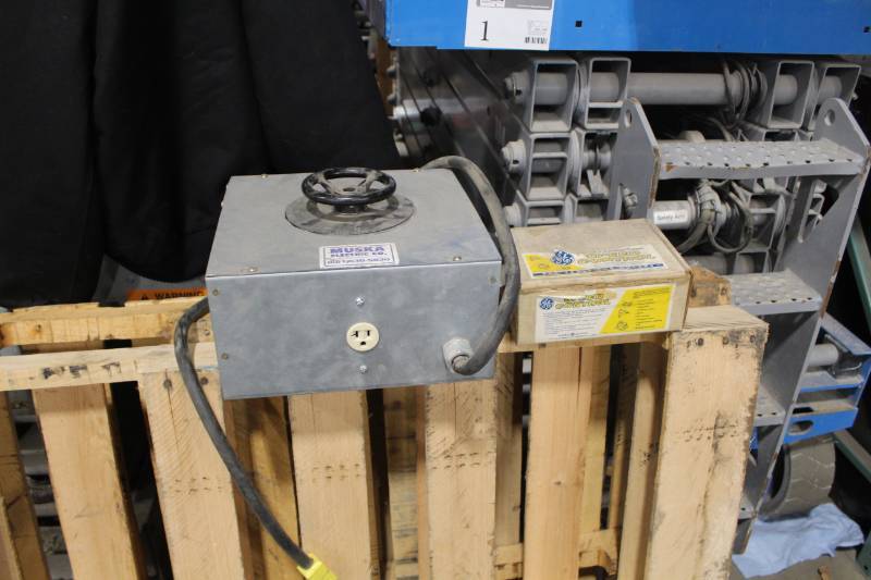 lot 177 image: Lot of (2) Superior Electric Luxtrol Light Control, GE Constant Torque Power Speed Controls