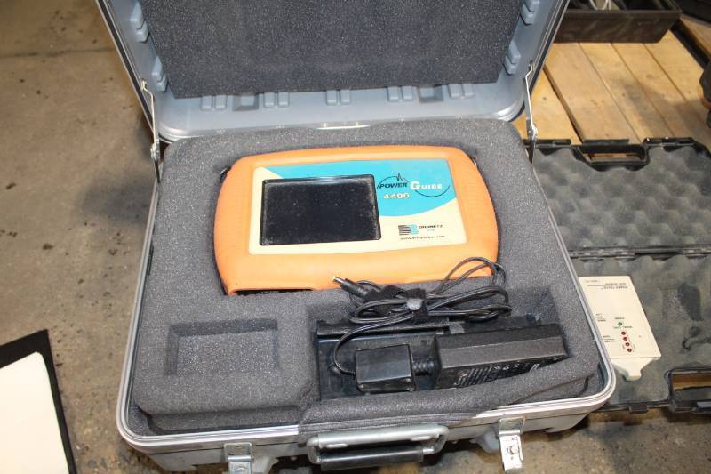 lot 179 image: Power Guide 4400 with Case