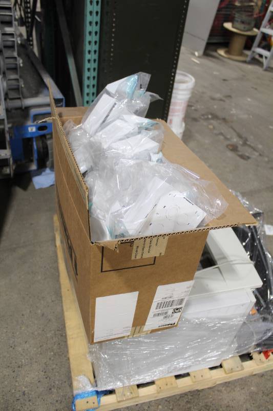lot 200 image: Panduit Surface Runway T-70 End Cap Fitting