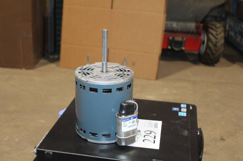 lot 210 image: Genteq Electric Motor